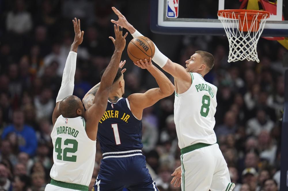 无疑承受着 无疑承受着