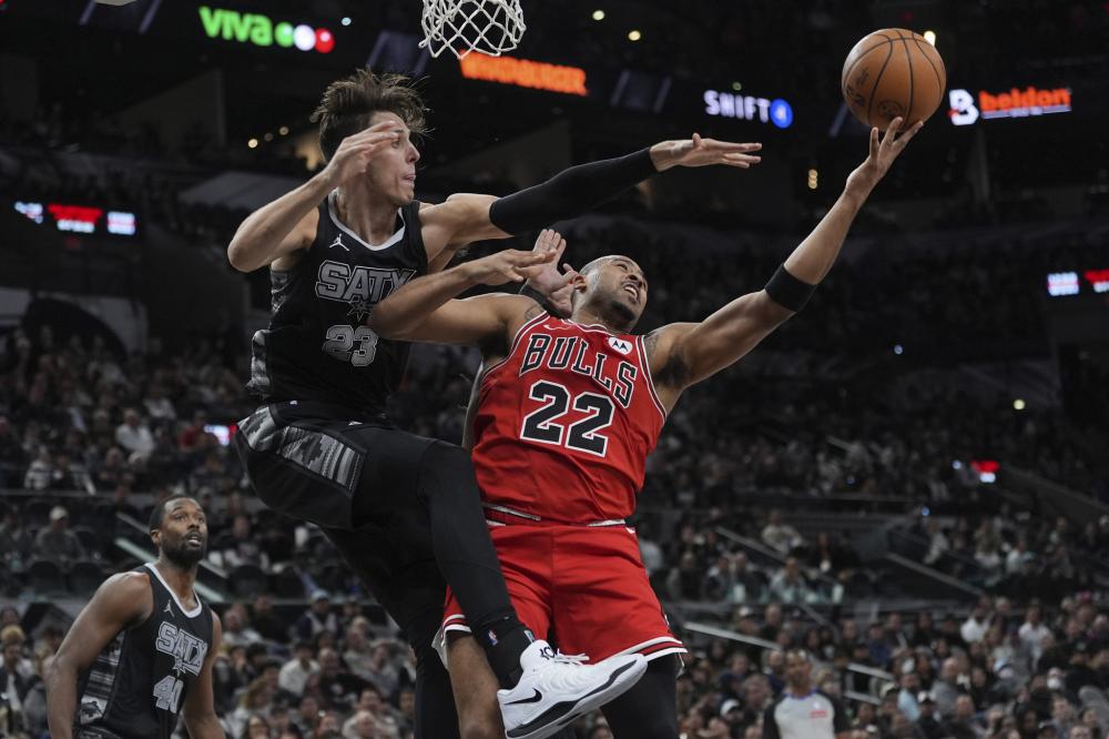 现代足球中 现代足球中