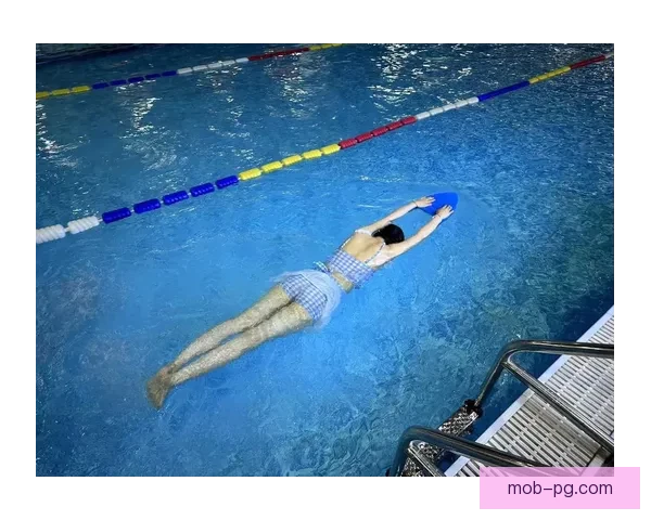 游泳教学视频大全：轻松学会各种泳姿技巧